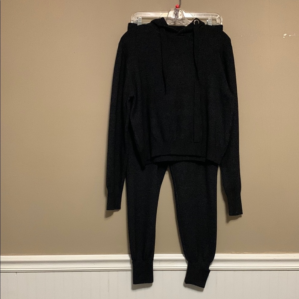 TAMNOON Women’s 2-Piece Viscose Hoodie Black Sweater Jogger Set Med Lounge
